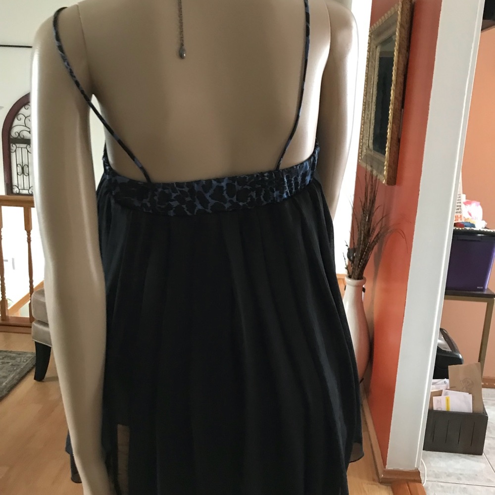 Top - Picture 3 of 7